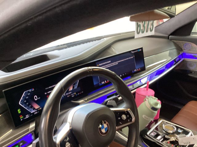 Used 2024 BMW 760i xDrive w/ Executive Package AWD/4WD image 10
