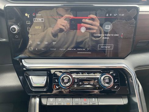 Used 2024 GMC Sierra 3500 Denali Ultimate image 19