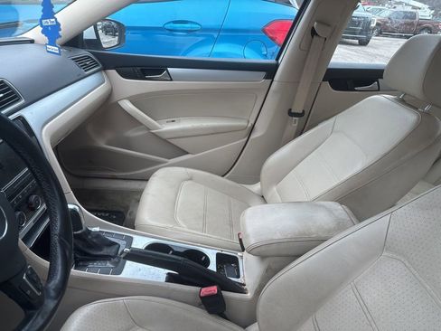 Used 2013 Volkswagen Passat 2.5 SE image 15