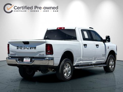 Used 2025 RAM 2500 Big Horn AWD/4WD image 4