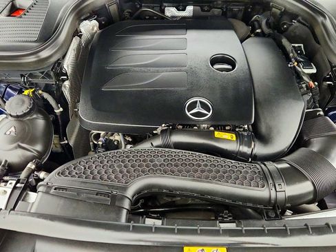 Used 2022 Mercedes-Benz GLC 300 4MATIC w/ Premium Package Lite image 26