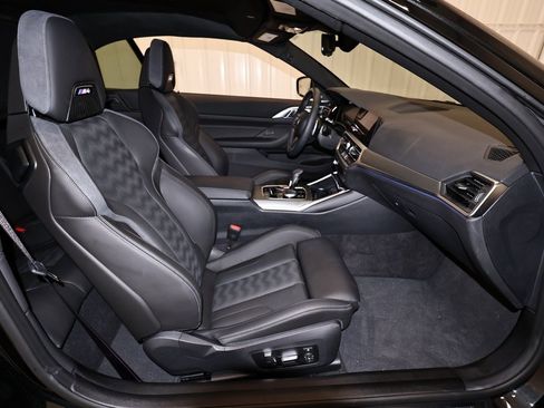 Used 2023 BMW M4 xDrive Competition image 16