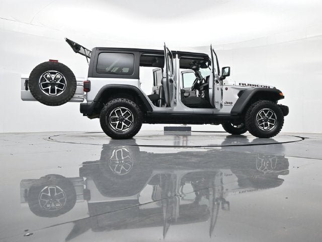 Used 2024 Jeep Wrangler Unlimited Rubicon AWD/4WD image 55