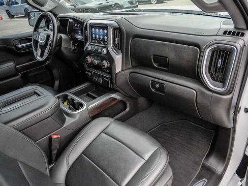 Used 2021 GMC Sierra 1500 SLT image 16