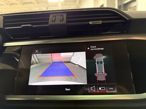 Used 2022 Audi Q3 2.0T Premium image 13