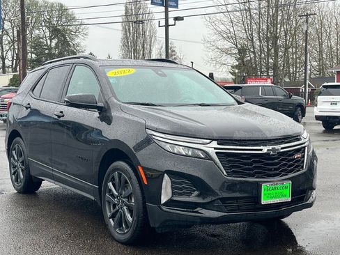 Used 2022 Chevrolet Equinox RS w/ RS Leather Package image 2