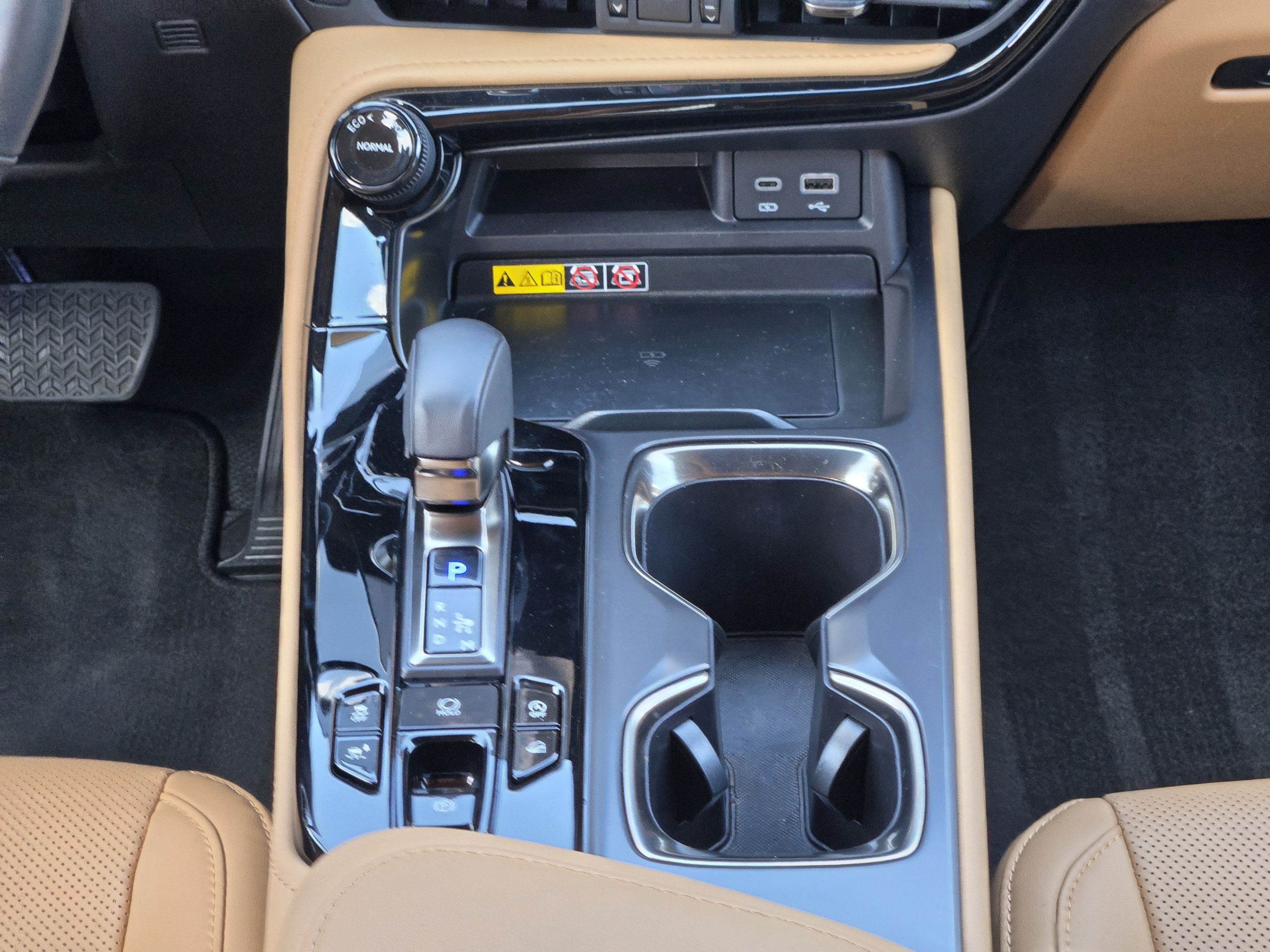 Used 2025 Lexus NX 350 AWD w/ Premium Package image 15