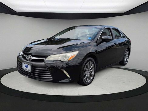 Used 2016 Toyota Camry XLE FWD image 4