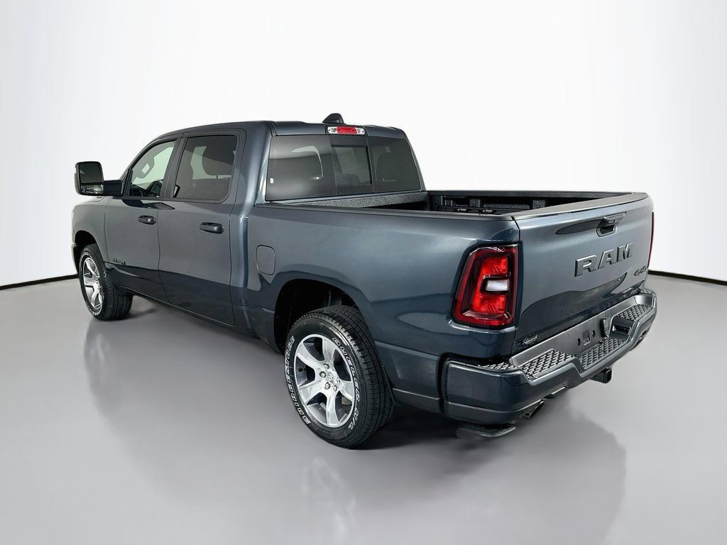 New 2026 RAM 1500 Express AWD/4WD image 5
