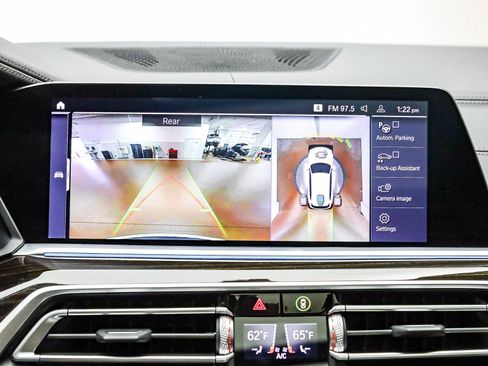 Used 2021 BMW X5 xDrive45e w/ Parking Assistance Package image 27