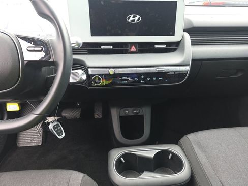 Used 2024 Hyundai Ioniq 5 SE AWD/4WD image 7