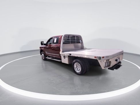 Used 2024 RAM 3500 Limited AWD/4WD image 6