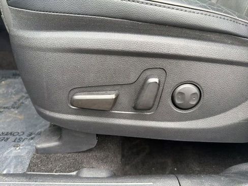 Used 2021 Hyundai Santa Fe SEL w/ Convenience + Premium Package image 18