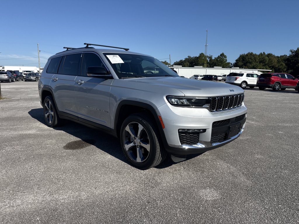 Used 2023 Jeep Grand Cherokee L Limited w/ Trailer Tow Group (B) AWD/4WD image 2