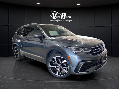 Used 2022 Volkswagen Tiguan SEL R-Line AWD/4WD image 1