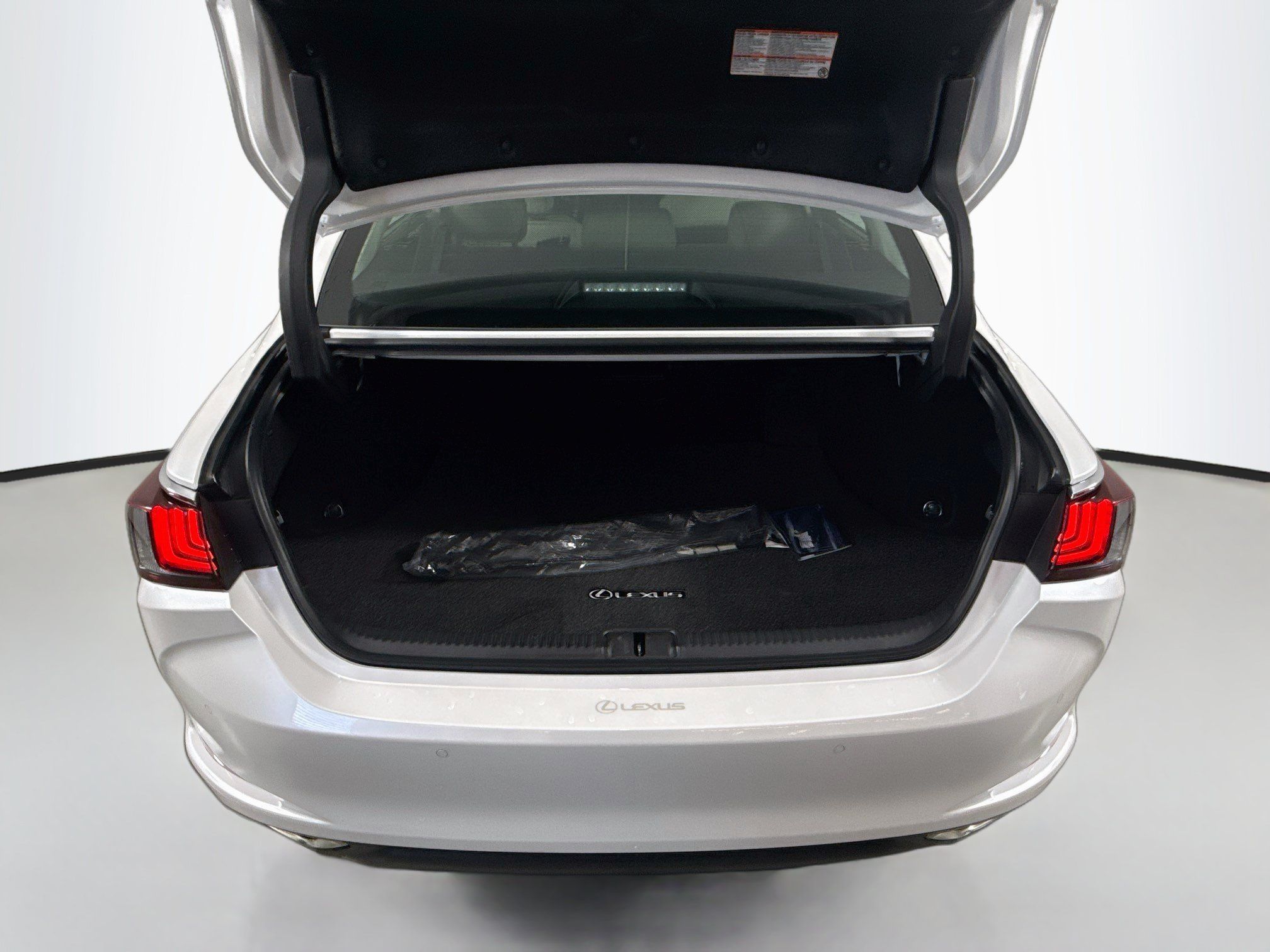 Certified 2025 Lexus ES 350 Ultra Luxury w/ Accessory Package (Z2) FWD image 25