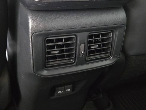 Used 2023 Toyota RAV4 XSE AWD/4WD image 18