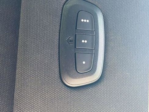 Used 2025 RAM 1500 Limited AWD/4WD image 26