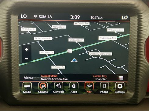 Used 2022 Jeep Gladiator Rubicon w/ Cold Weather Group AWD/4WD image 9