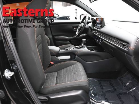 Used 2025 Honda HR-V Sport image 23