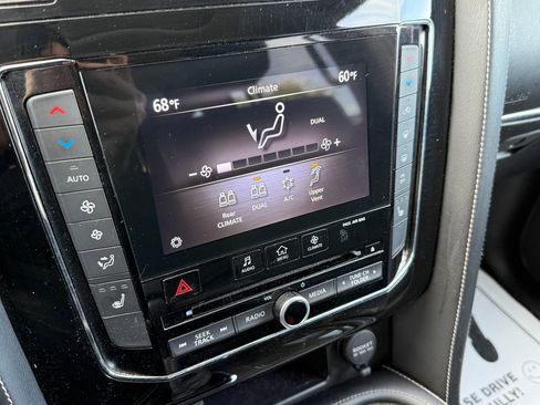 Used 2020 INFINITI QX80 Luxe w/ Proassist Package image 16