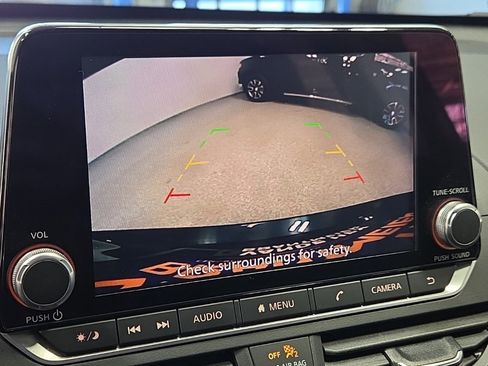 Used 2022 Nissan Altima 2.5 SV image 21