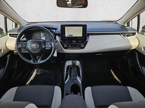 Used 2025 Toyota Corolla LE FWD image 15