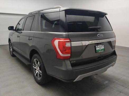 Used 2018 Ford Expedition XLT RWD image 5