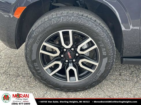 Certified 2023 GMC Yukon AT4 w/ AT4 Premium Plus Package AWD/4WD image 8