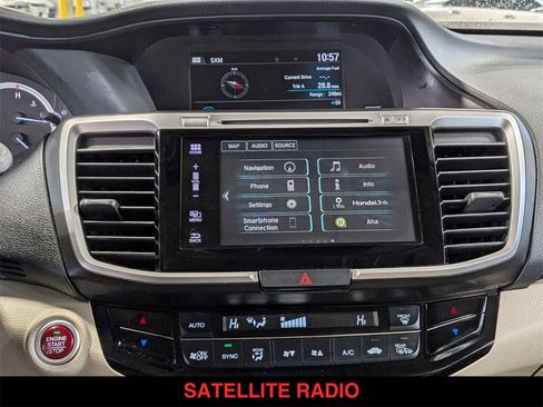 Used 2017 Honda Accord EX-L image 23