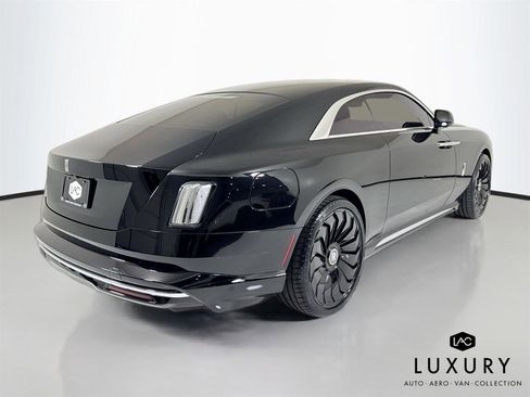 Used 2024 Rolls-Royce Spectre w/ Spectre Launch Package image 6