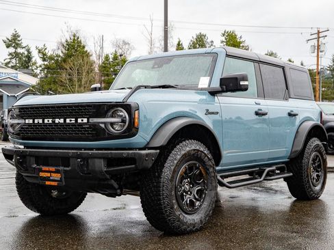 Used 2023 Ford Bronco Wildtrak image 8