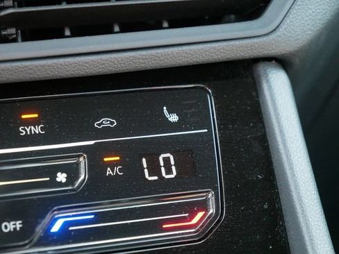 Certified 2026 Volkswagen Jetta Sport FWD image 29