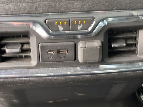 Used 2023 Chevrolet Silverado 2500 LTZ w/ LTZ Plus Package image 13