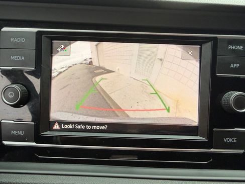 Used 2020 Volkswagen Jetta S image 23