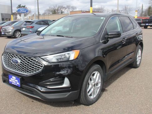 Certified 2024 Ford Edge SEL AWD/4WD image 10