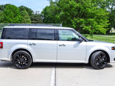 Used 2019 Ford Flex SEL w/ Equipment Group 202A AWD/4WD image 5