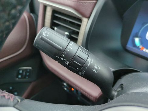 Certified 2023 Ford Expedition Limited image 29