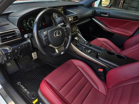 Used 2017 Lexus IS 200t F Sport w/ F Sport Package RWD image 11