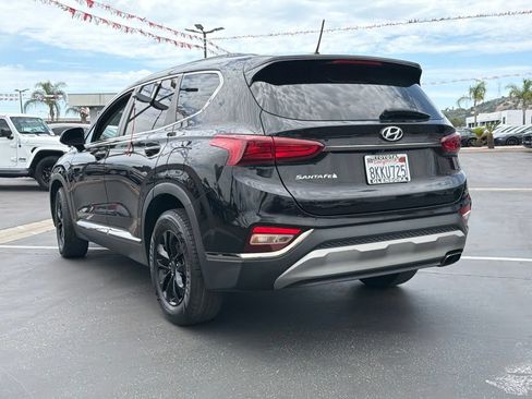 Used 2019 Hyundai Santa Fe SE FWD image 8