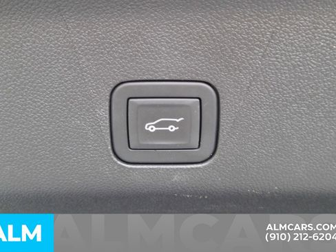 Used 2025 Chevrolet Tahoe LT AWD/4WD image 10