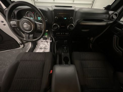 Used 2012 Jeep Wrangler Sport image 11