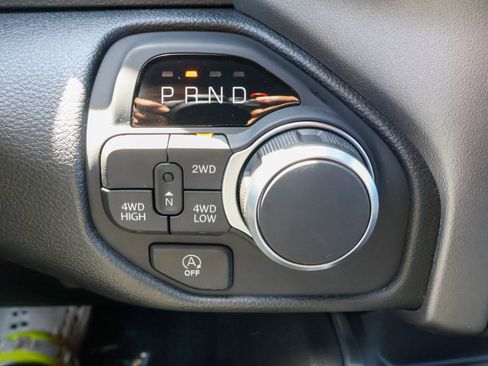 New 2026 RAM 1500 Express AWD/4WD image 22
