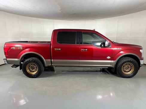 Used 2018 Ford F150 King Ranch w/ Equipment Group 601A Luxury AWD/4WD image 9