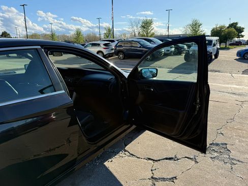 Used 2017 Honda Accord Sport image 22