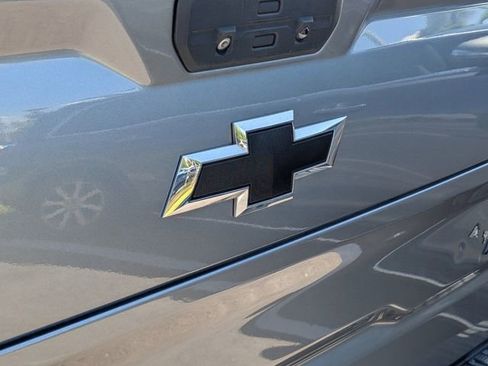 Used 2022 Chevrolet Silverado 1500 RST AWD/4WD image 14