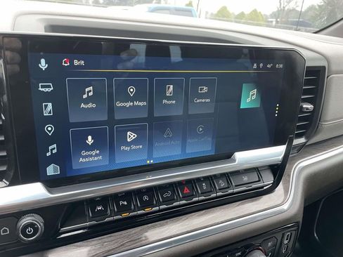 Used 2024 Chevrolet Silverado 1500 LTZ image 39