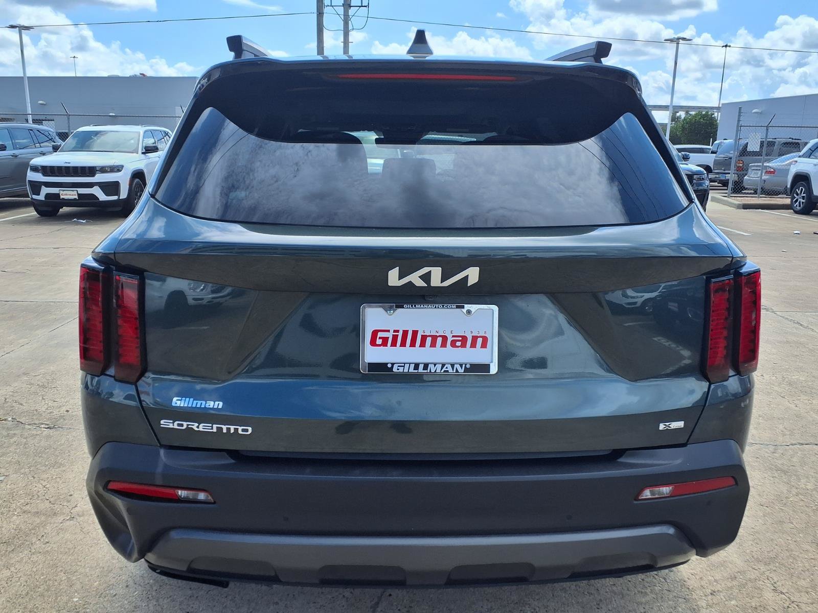 Used 2023 Kia Sorento S w/ Panoramic Sunroof Package AWD/4WD image 25