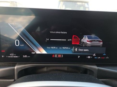 Used 2025 BMW 330i xDrive Sedan image 13