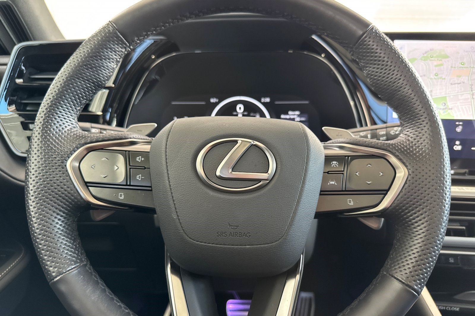 Certified 2026 Lexus TX 500h AWD w/ Technology Package image 32